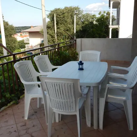 Apartment Viktor I Helena